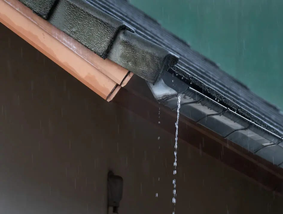 Gutter Cleaning-3 Gutter Cleaning dublin